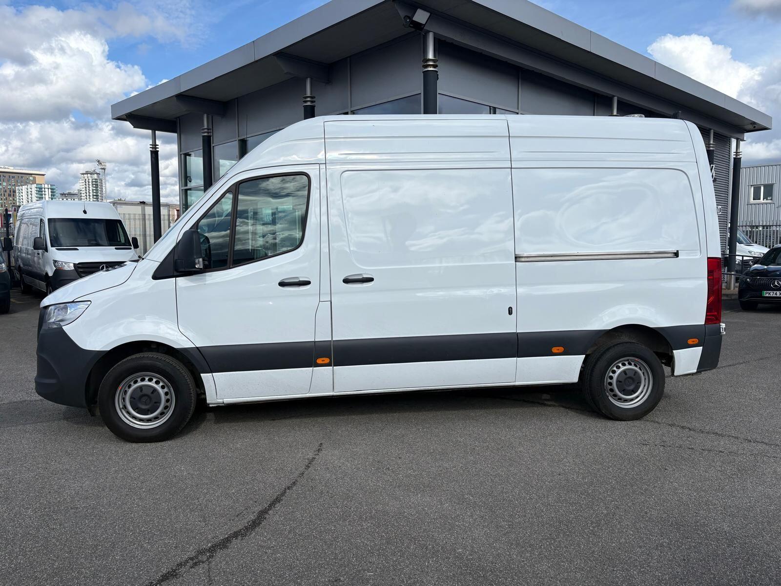 Mercedes-Benz Sprinter